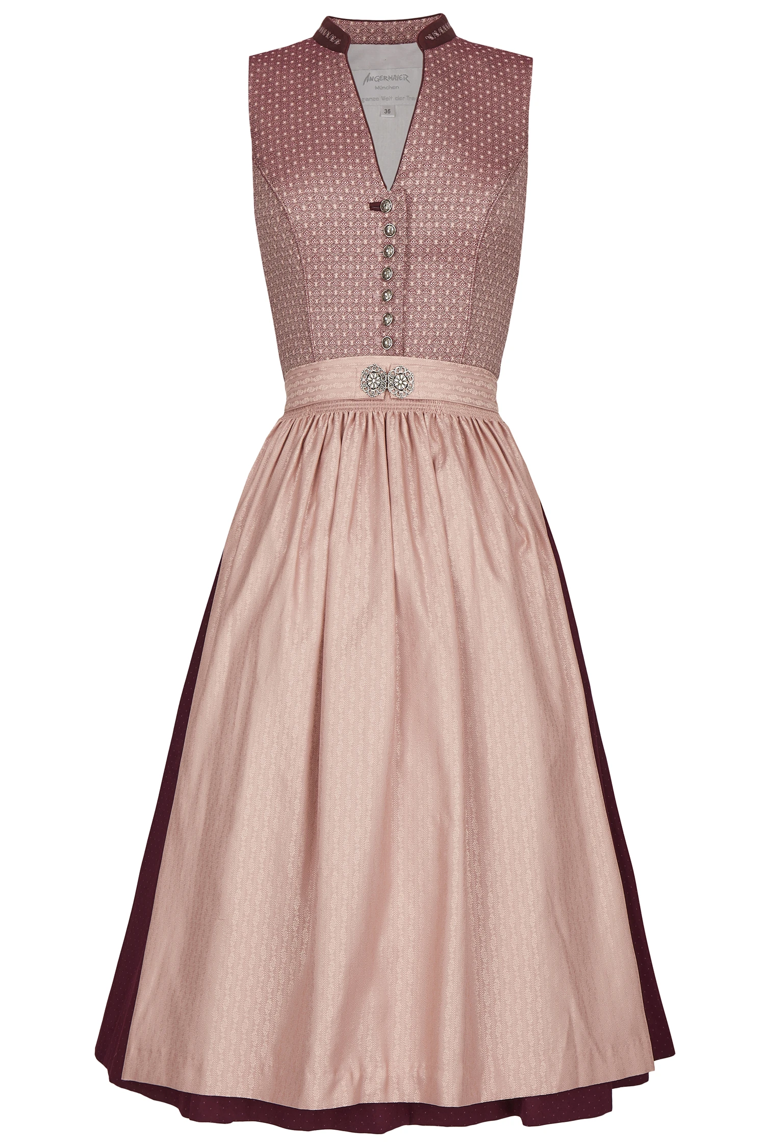 Dirndl Fee 3 Dirndl Fee